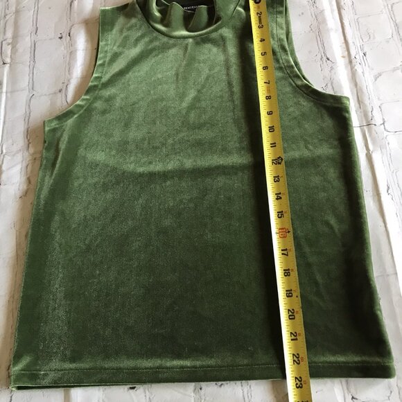 J. CREW/JEANS Green Sleeveless Velvet Mock Neck Blouse Size Small - Picture 6 of 7
